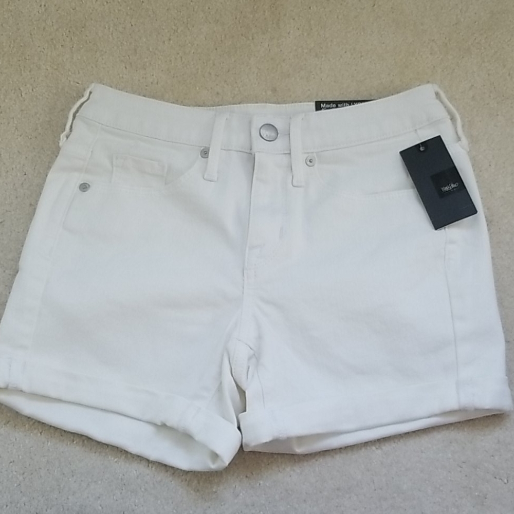 Summer White shorts